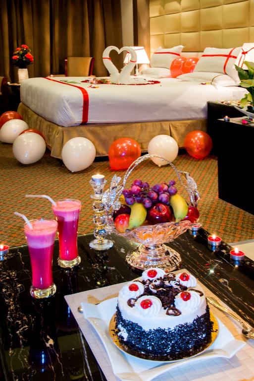 Al Yamama Palace Hotel Suites Riad Habitación foto